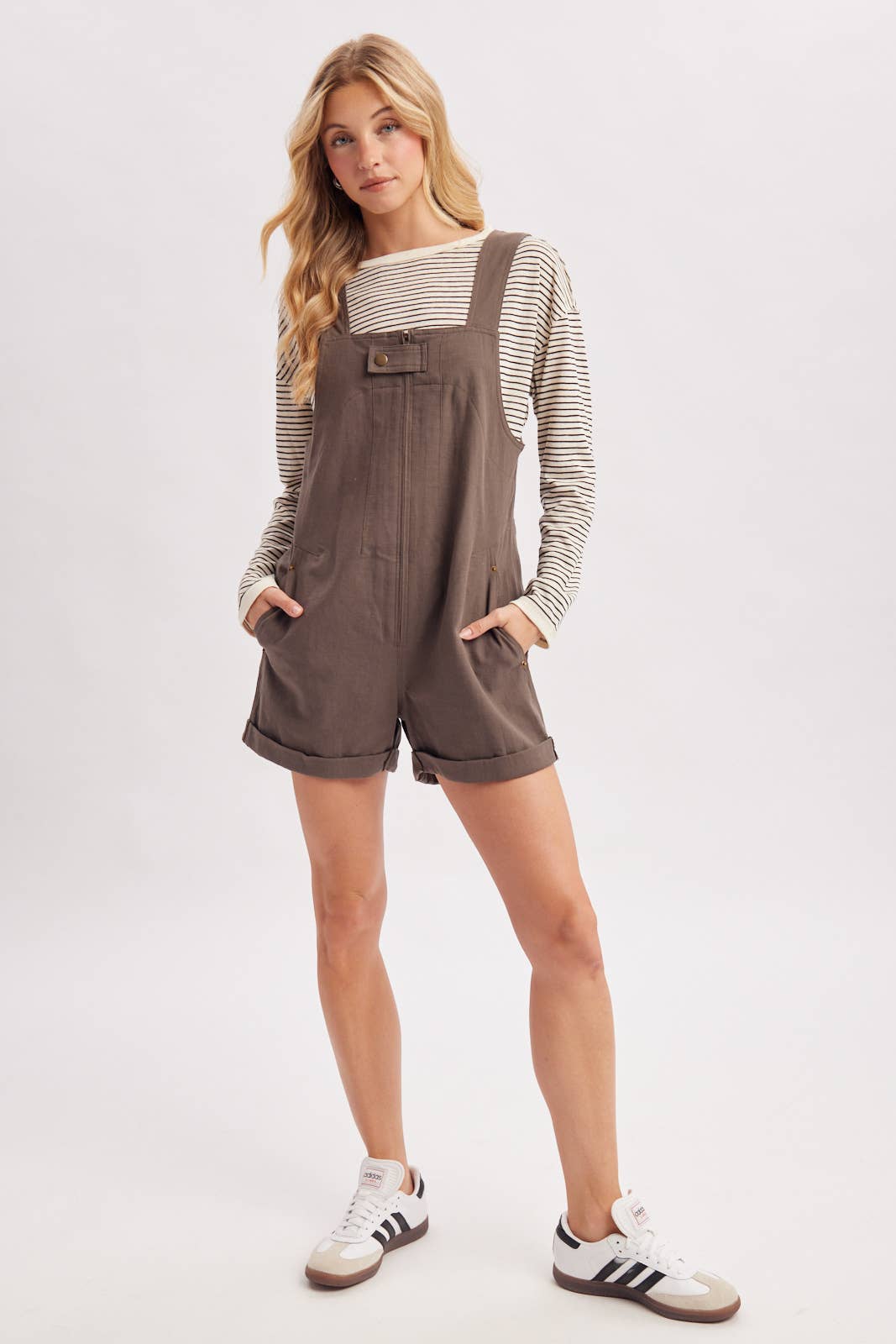Ecru Shortall
