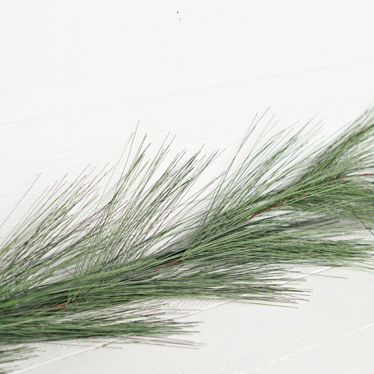 510182- 6ft Slim Garland-Evergreen Jumbo Needle Pine