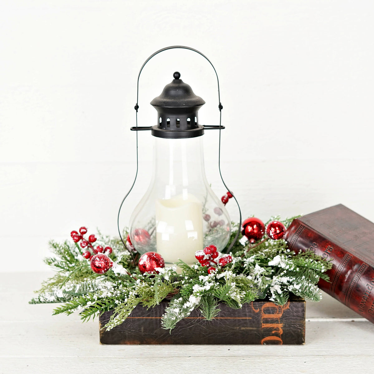 511762- 18in(6.5)Wreath-Snowy Holidays-