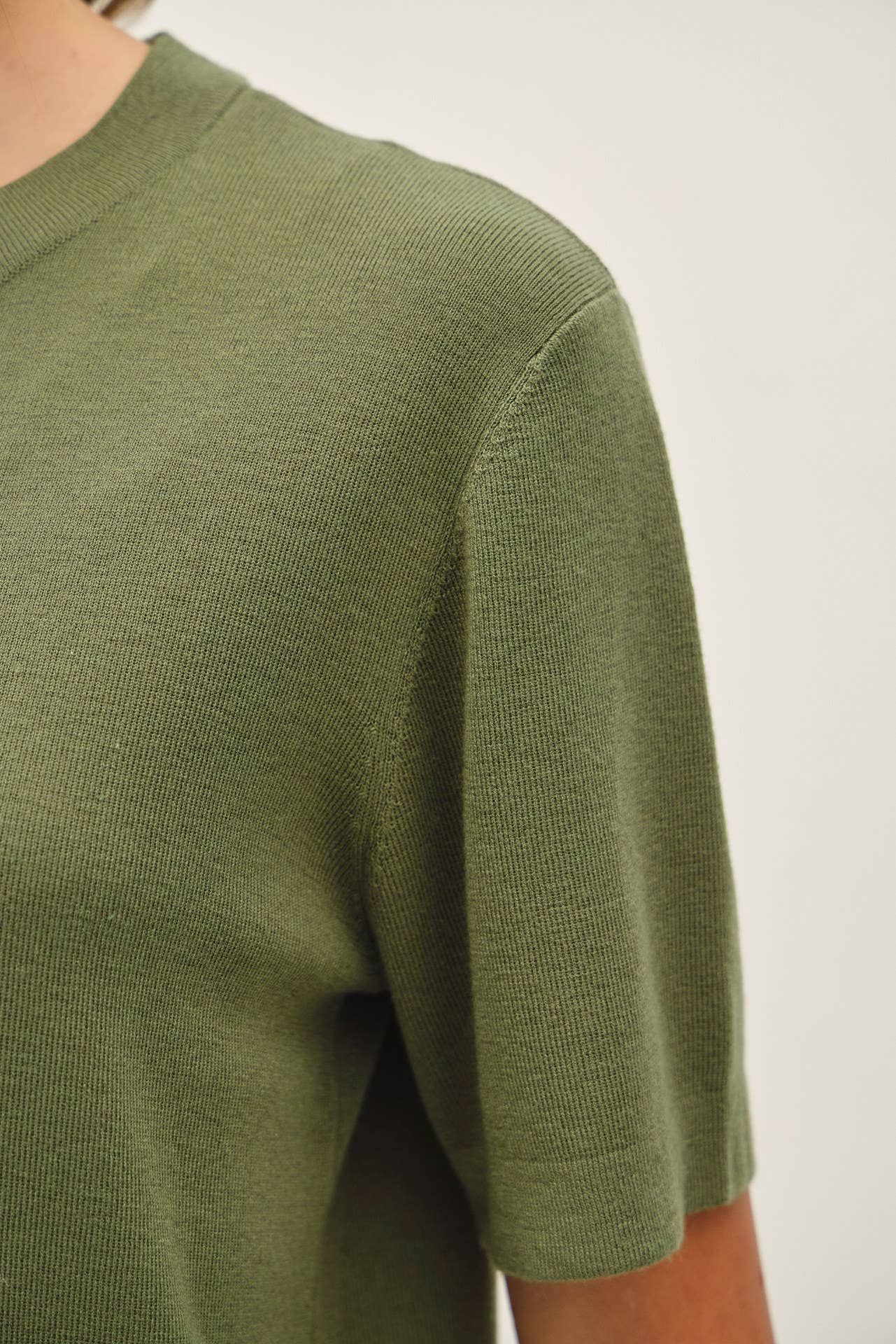 CASHMERE BLENDED SHORT SLEEVE SWEATER