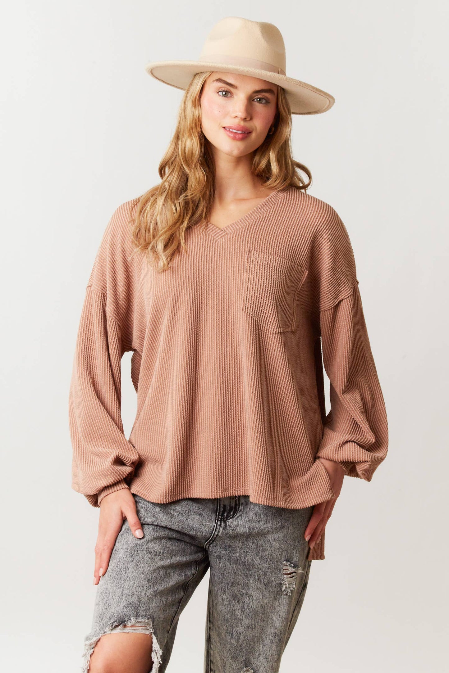 Ribbed V-Neck Pullover: LATTE