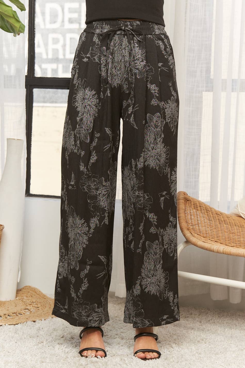 Out on the TON Pant