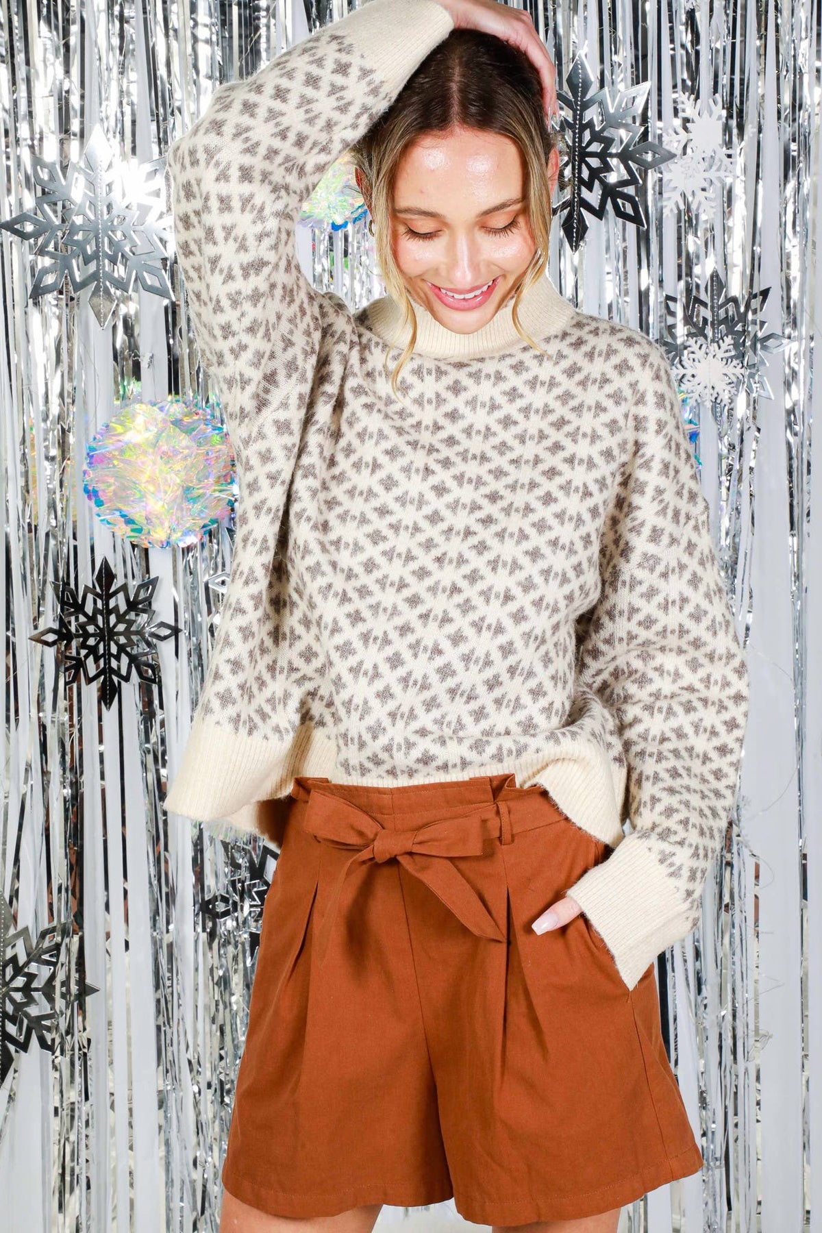 Geometric Pattern Mock Neck Knitted Sweater Top VT81923