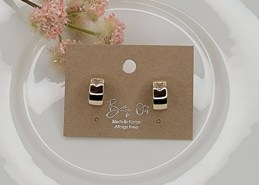 SINGLE HEART CZ DECO HOOP EARRINGS.