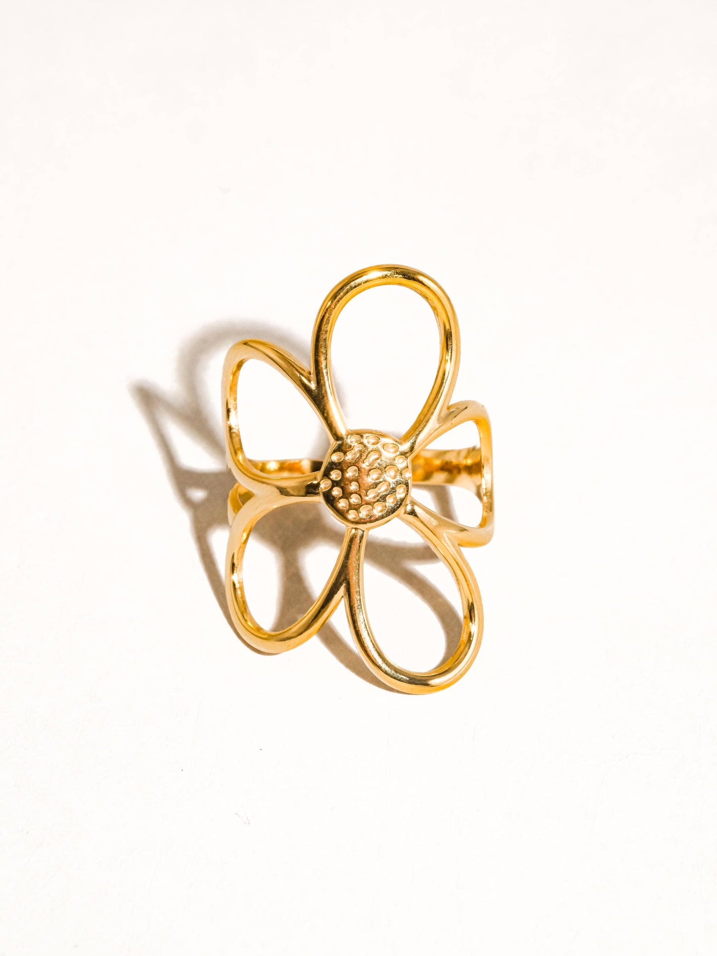 Isolde 18K Large Floral Ring
