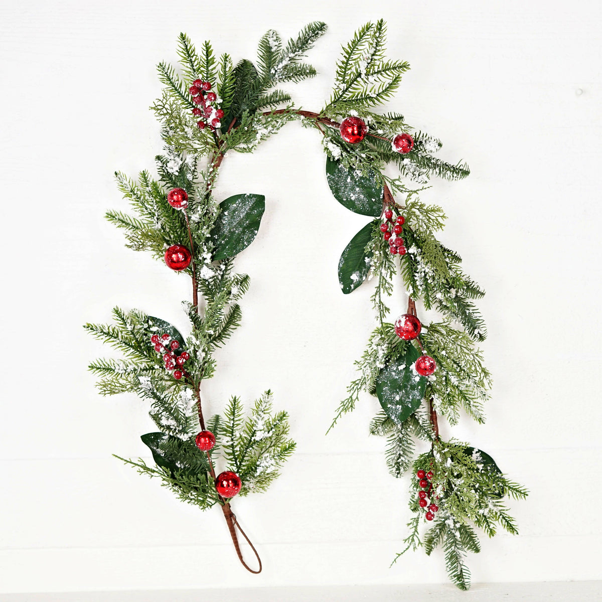 511761- 5ft Garland-Snowy Holidays