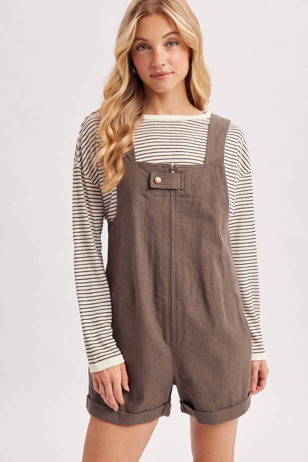 Ecru Shortall