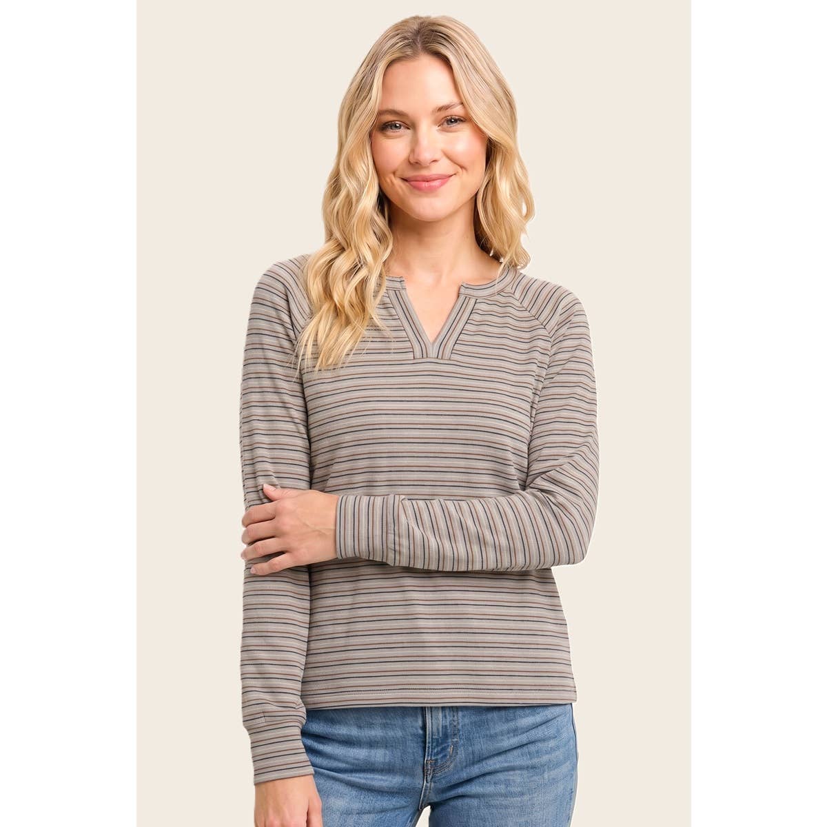 Sandy Vnotch Sweater Top