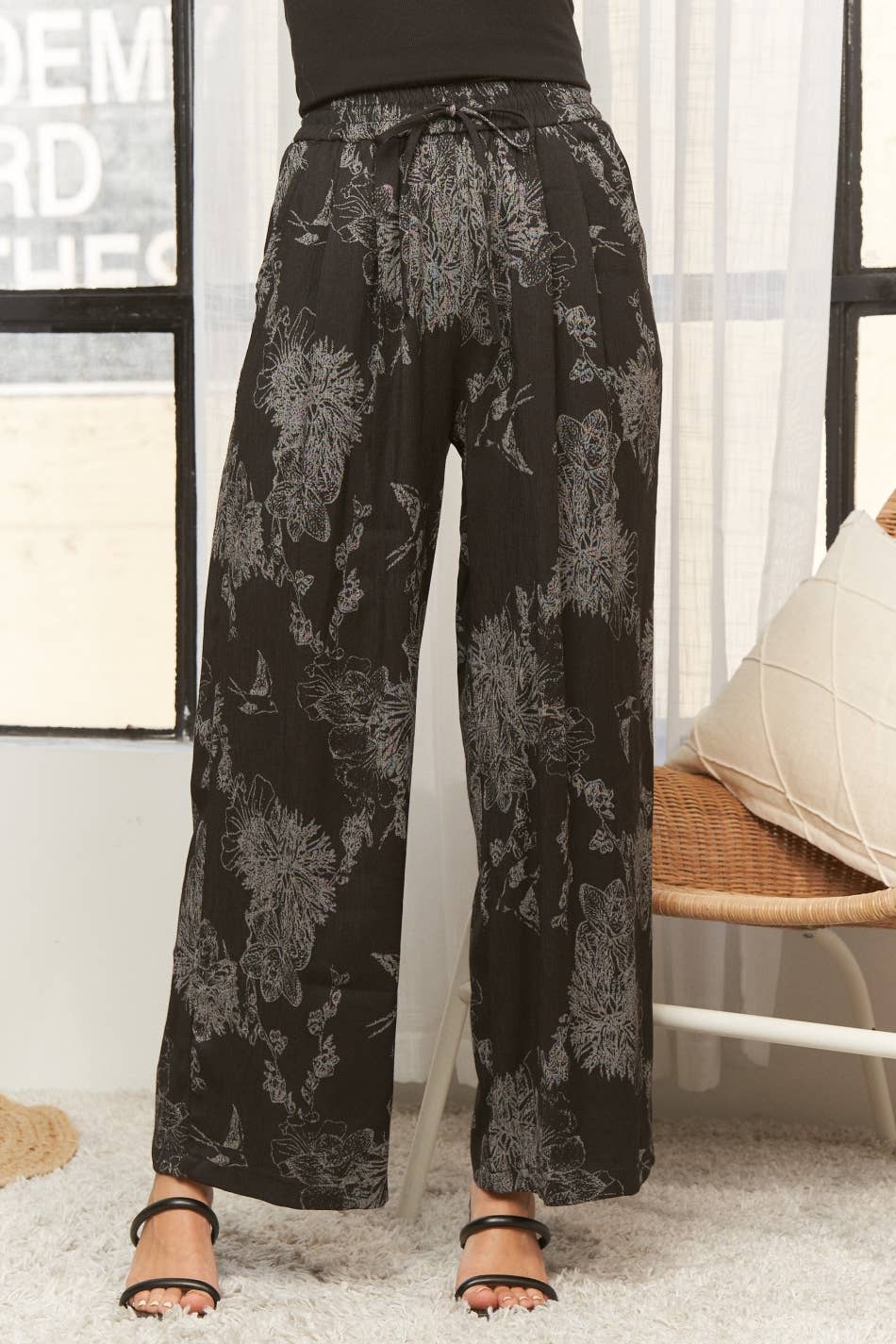 Out on the TON Pant