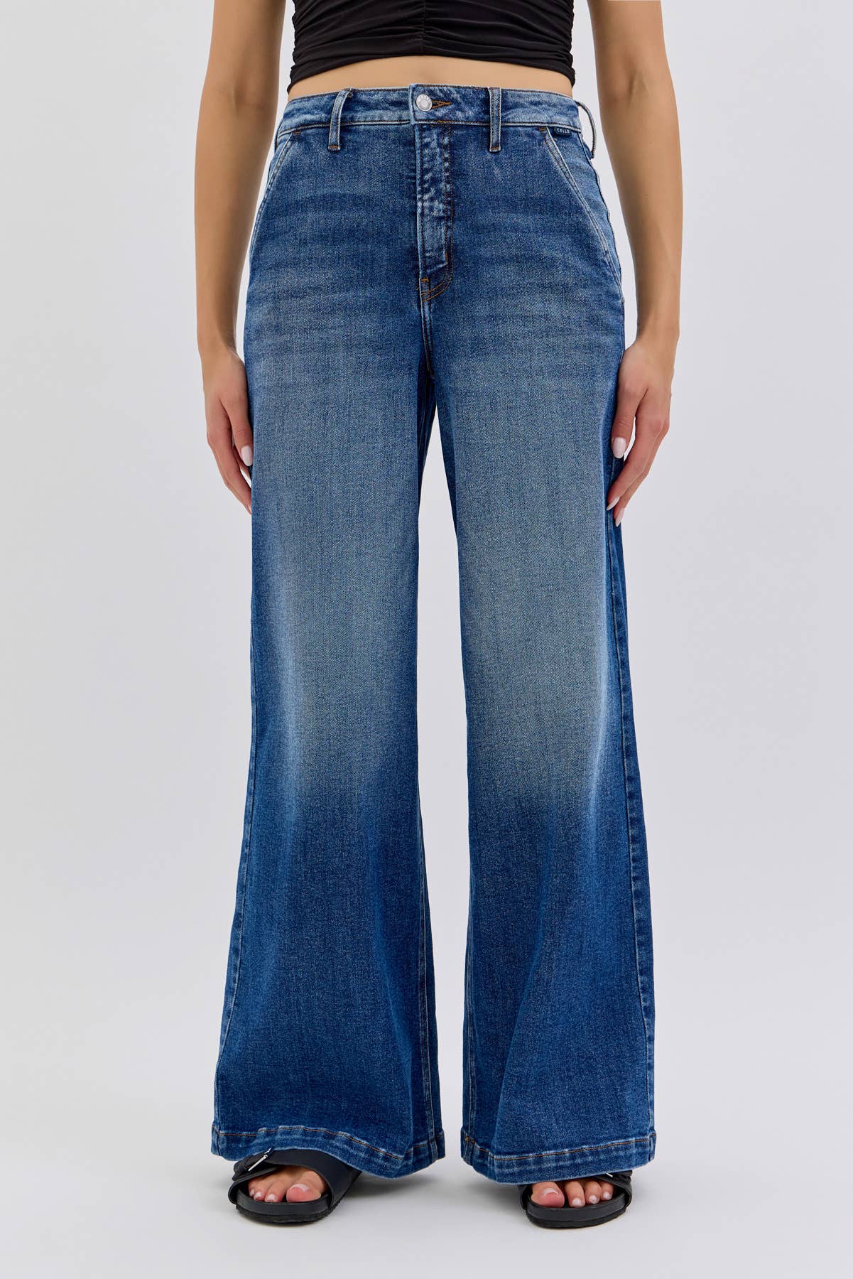 Daniela Pocket Wide Leg Jeans