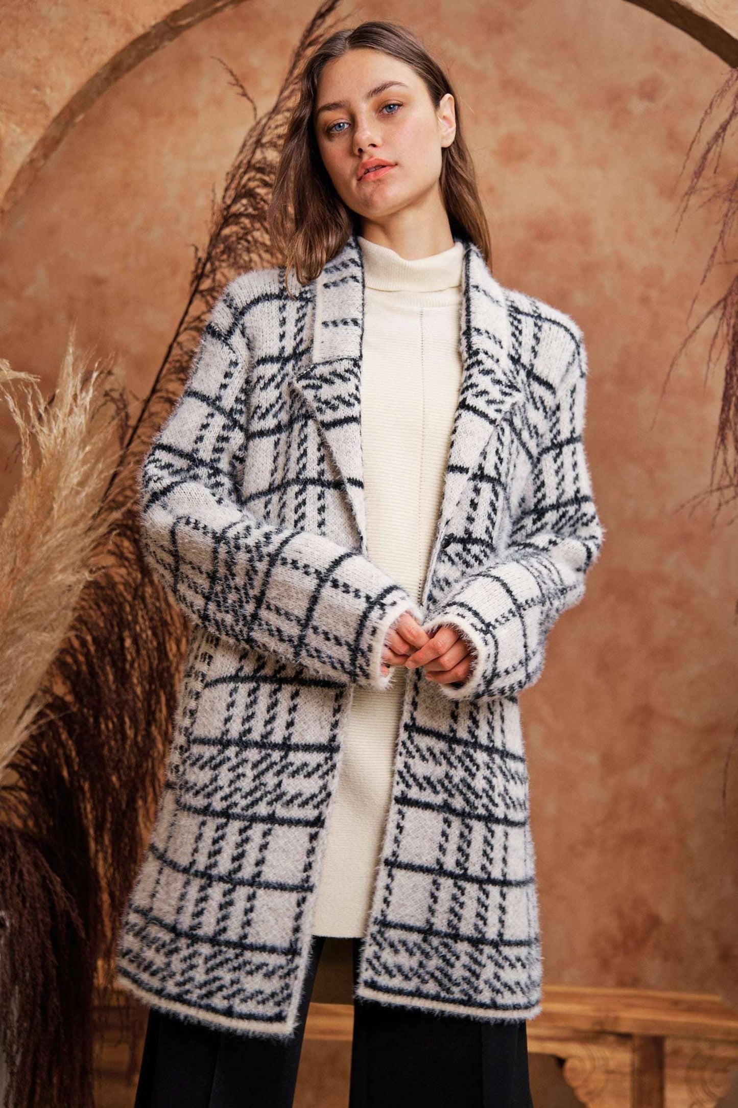 PLAID BUTTON FRONT LONG SLEEVE COAT