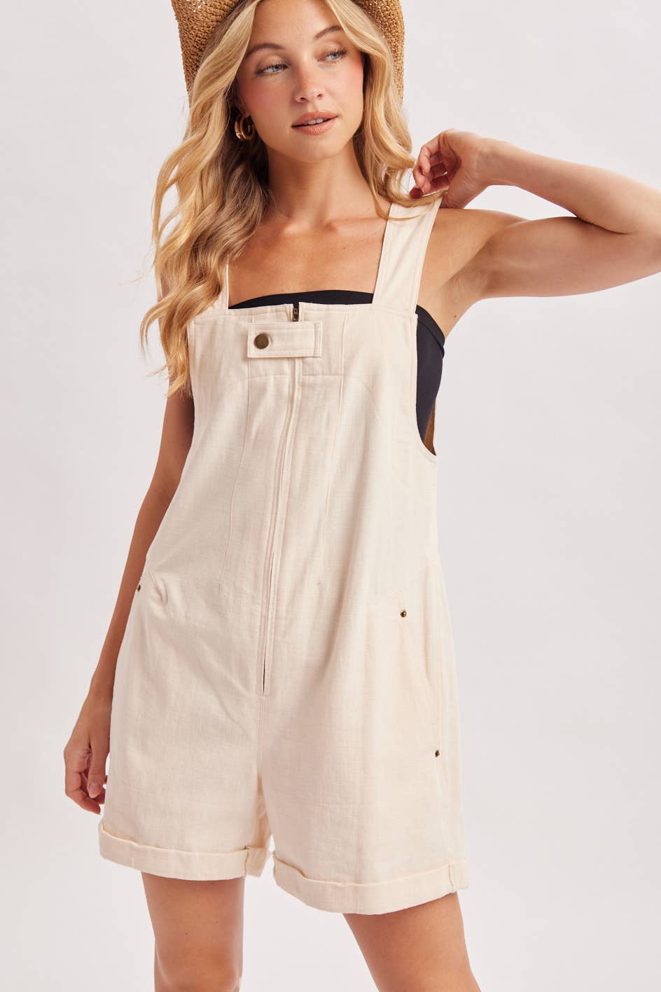 Ecru Shortall