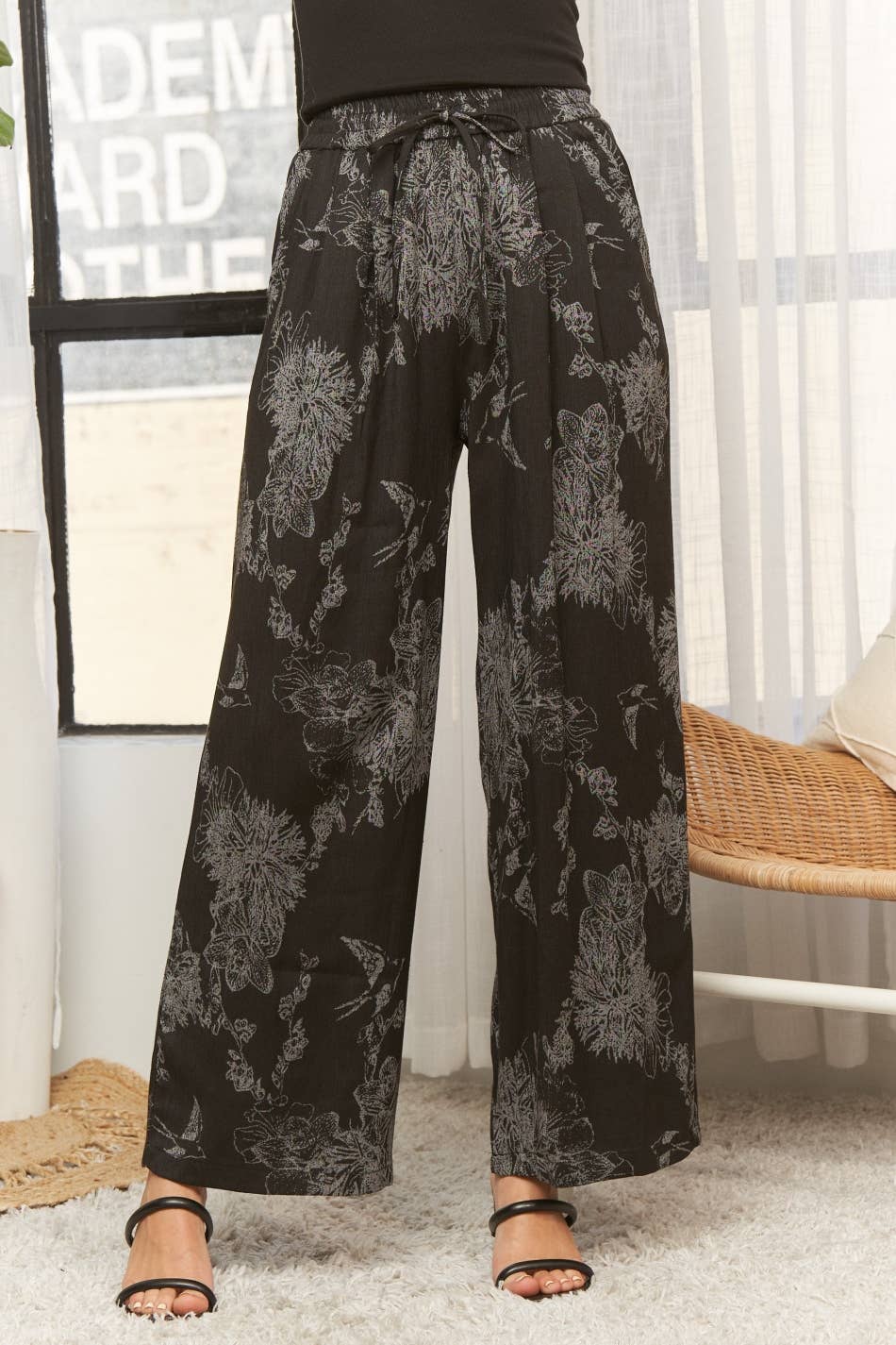 Out on the TON Pant