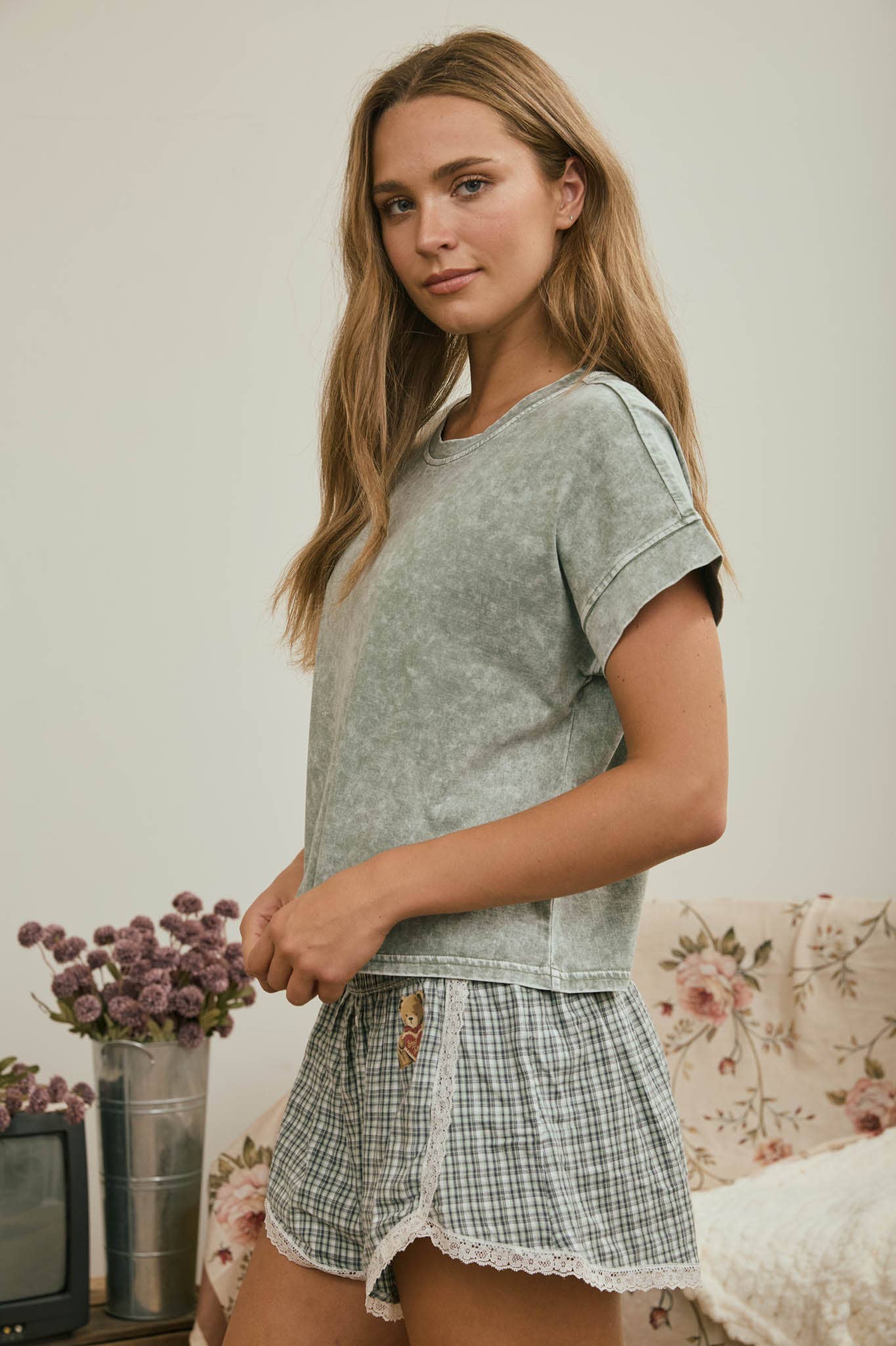 WASHED SHORT SLEEVE BOXY KNIT TOP : GREY