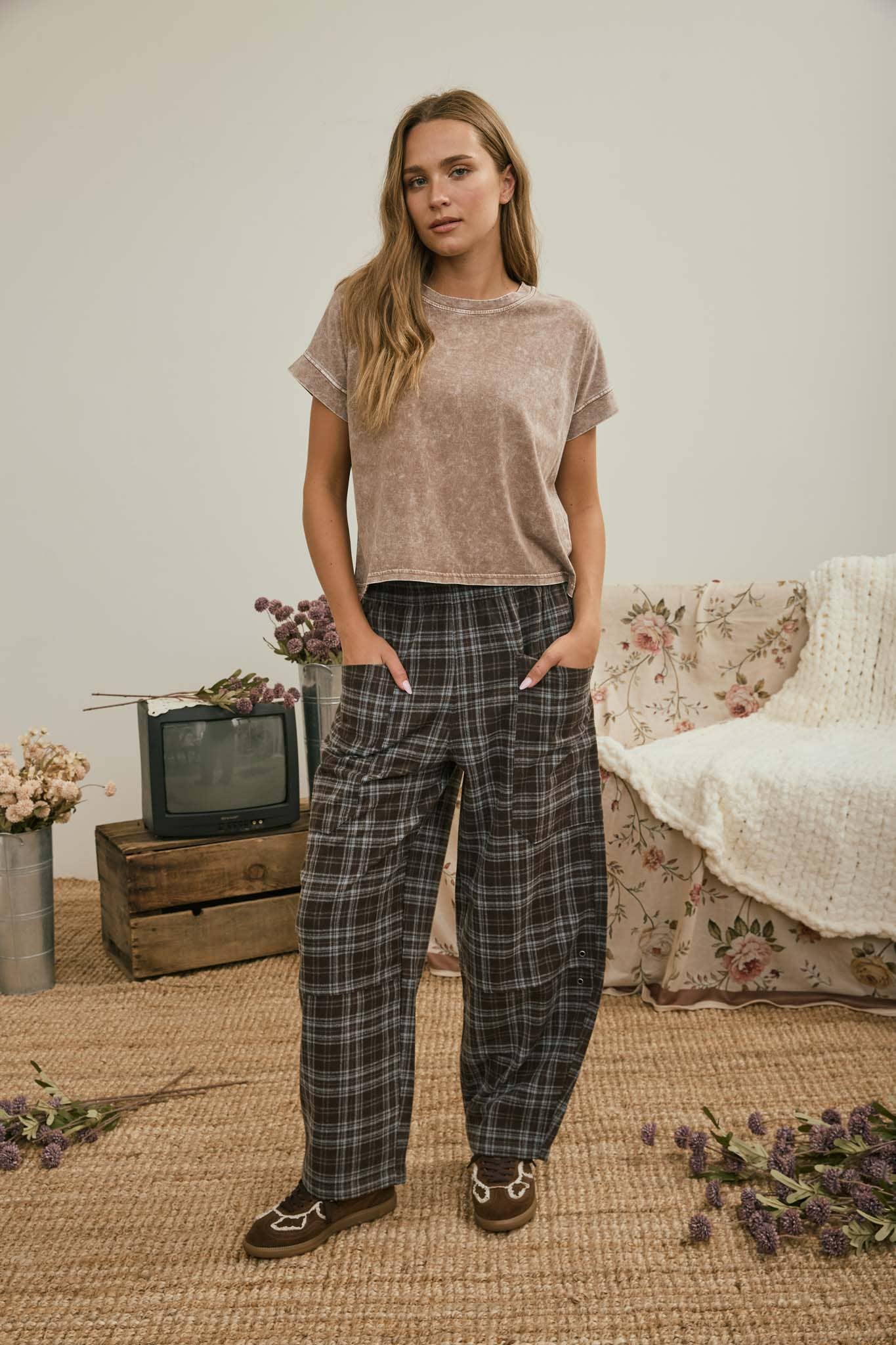 WASHED SHORT SLEEVE BOXY KNIT TOP : GREY