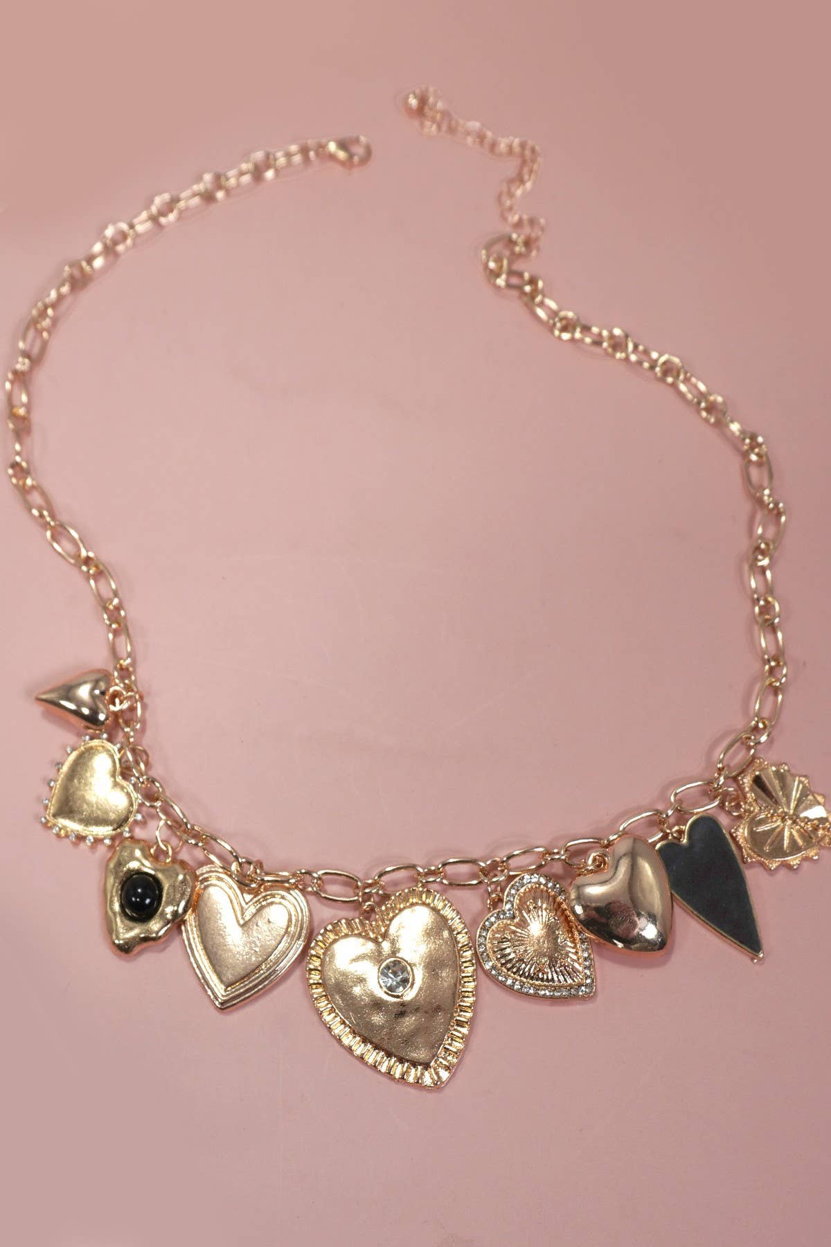 MULTI BOLD HEART CHARM NECKLACE | 80N1300