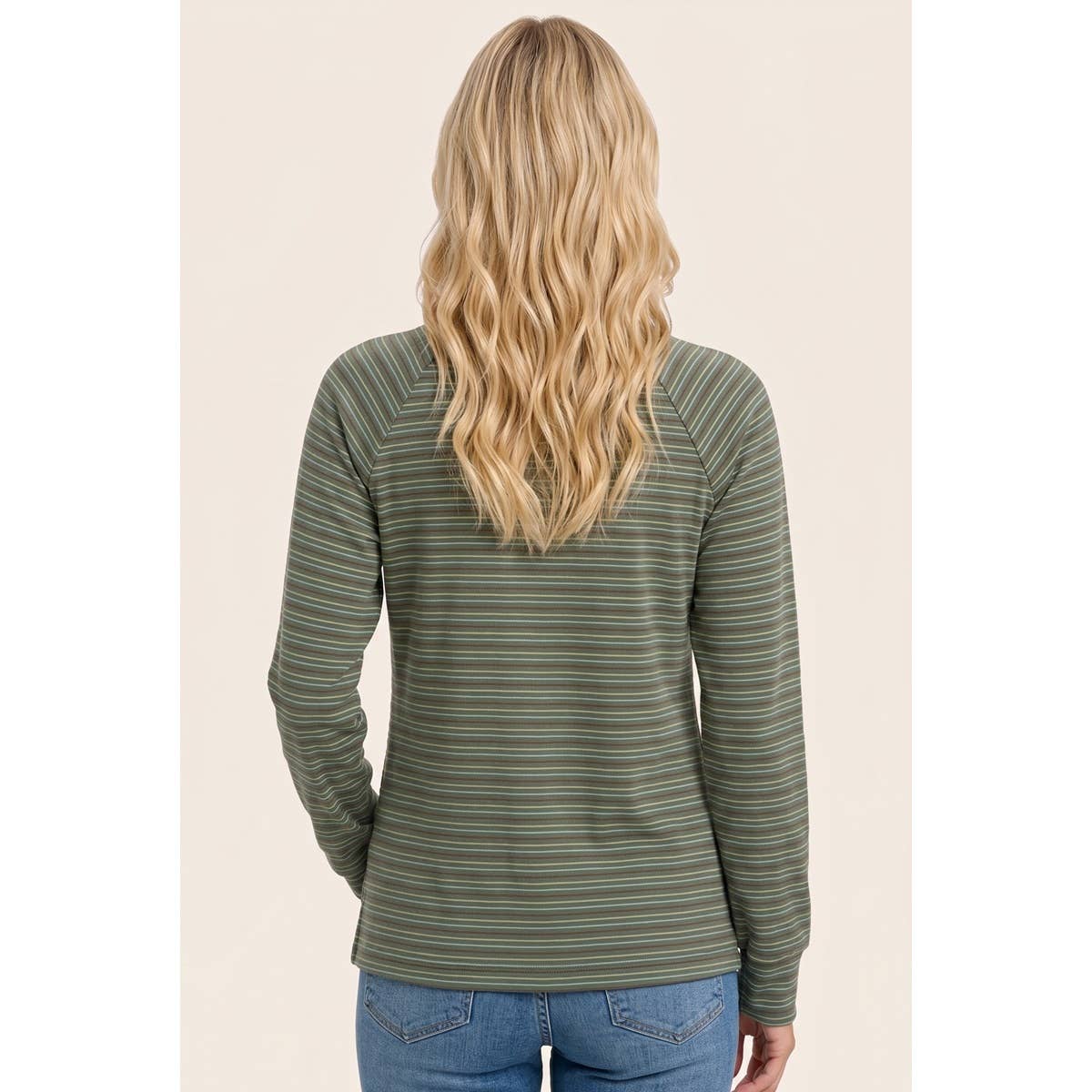 Sandy Vnotch Sweater Top