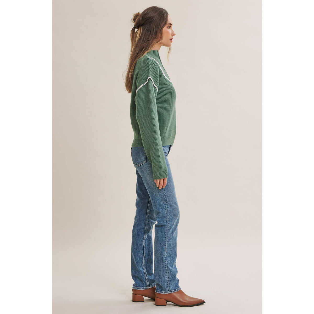 CABIN AIR CONTRAST WHIPSTITCH EMBROIDERY HALF ZIP SWEATER