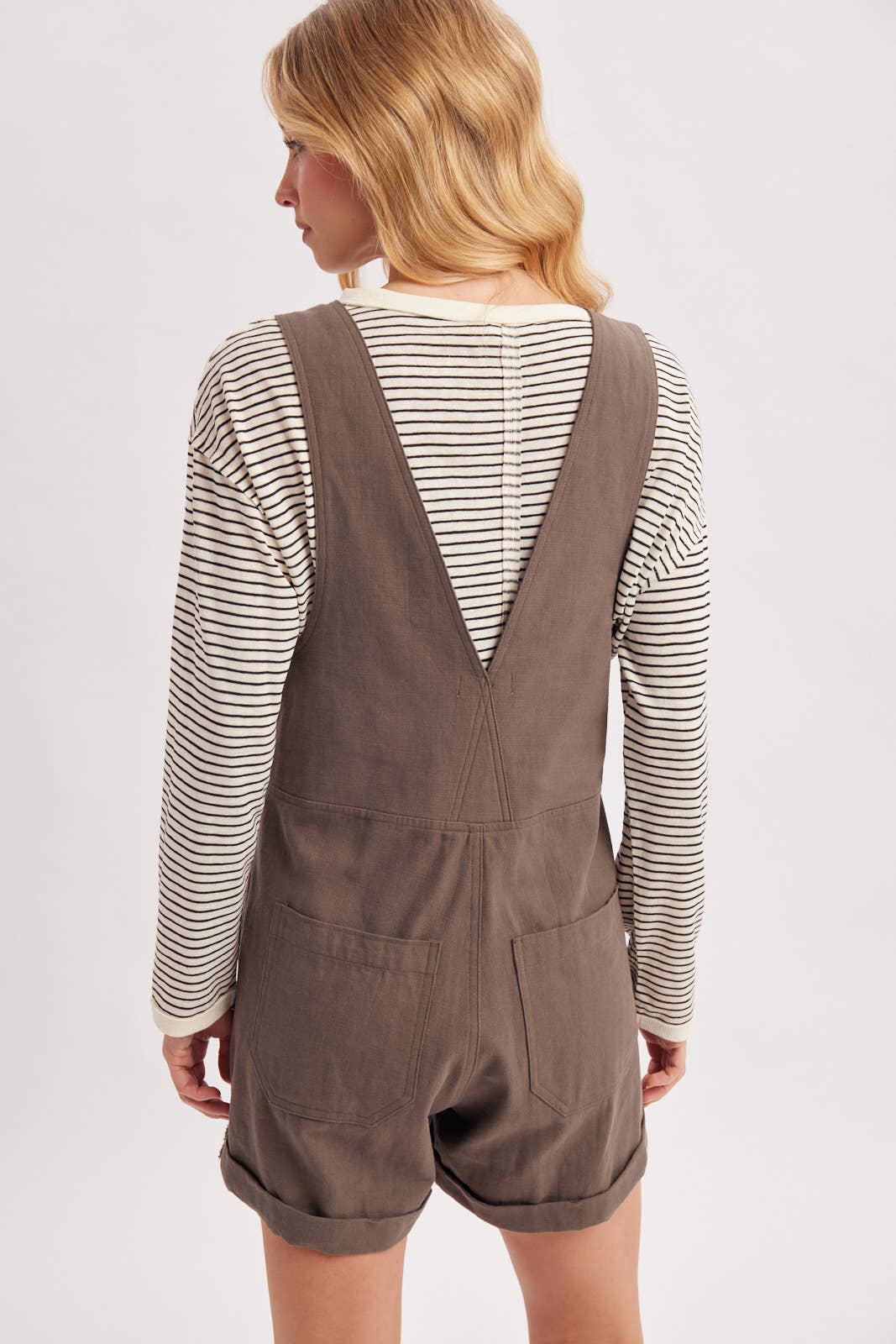 Ecru Shortall