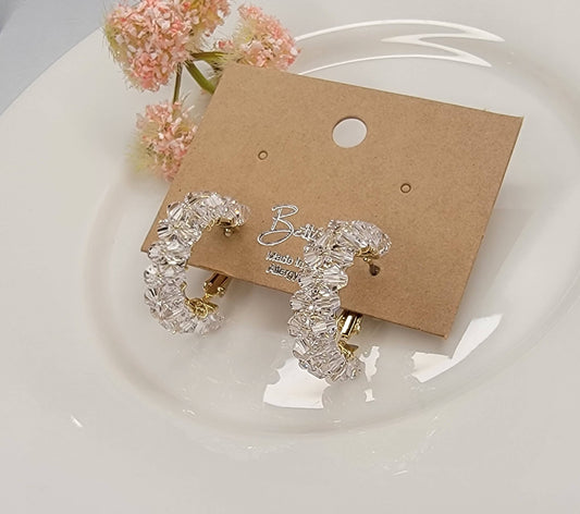 HOOP EARRINGS.