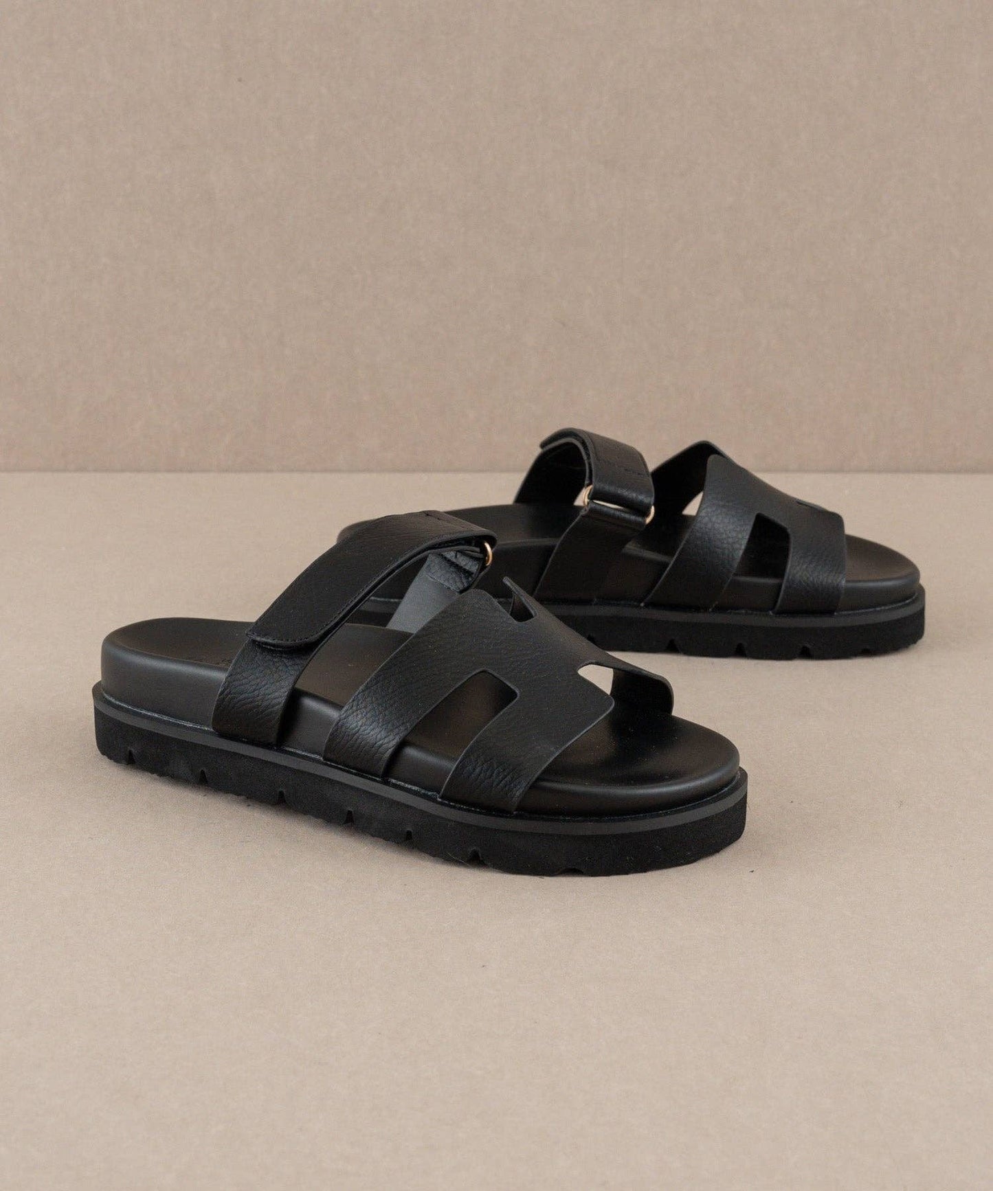 The Nice Black | Bold and Comfortable Sandal