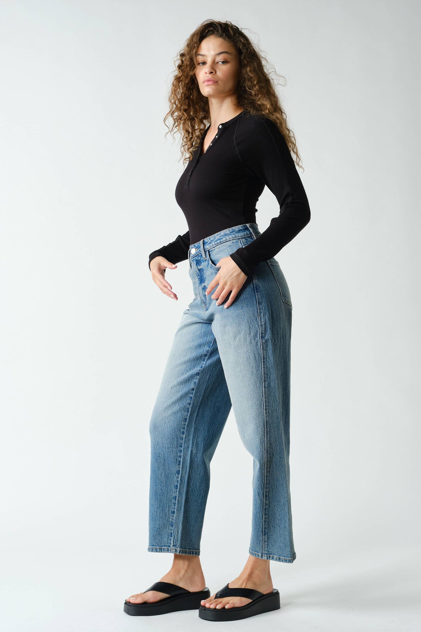 Go with the Flo Henley Top