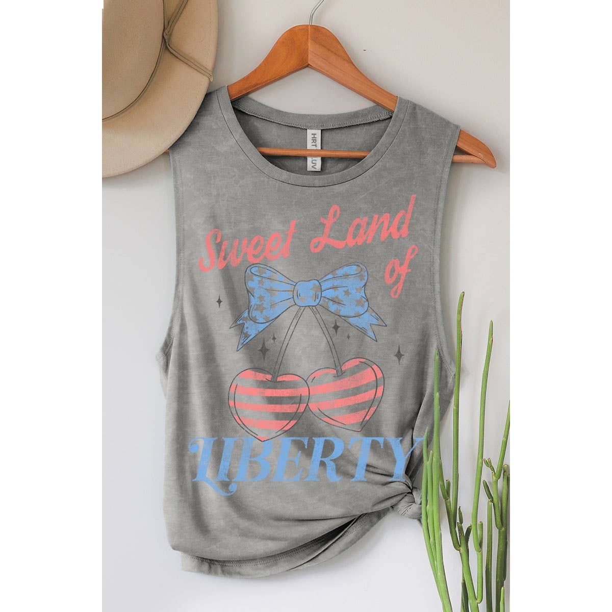 Sweet Land Tank