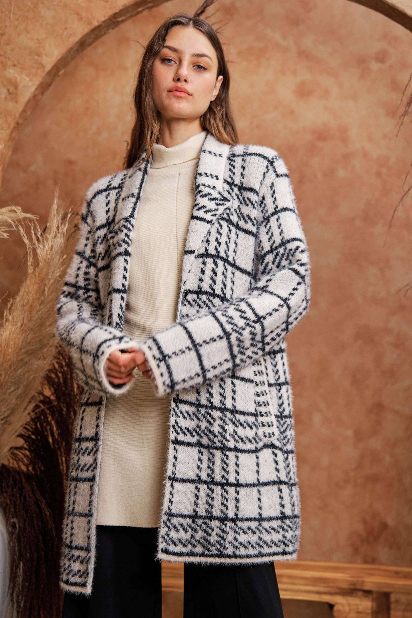 PLAID BUTTON FRONT LONG SLEEVE COAT